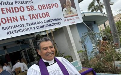 Visiting La Iglesia de San Clemente, Huntington Park
